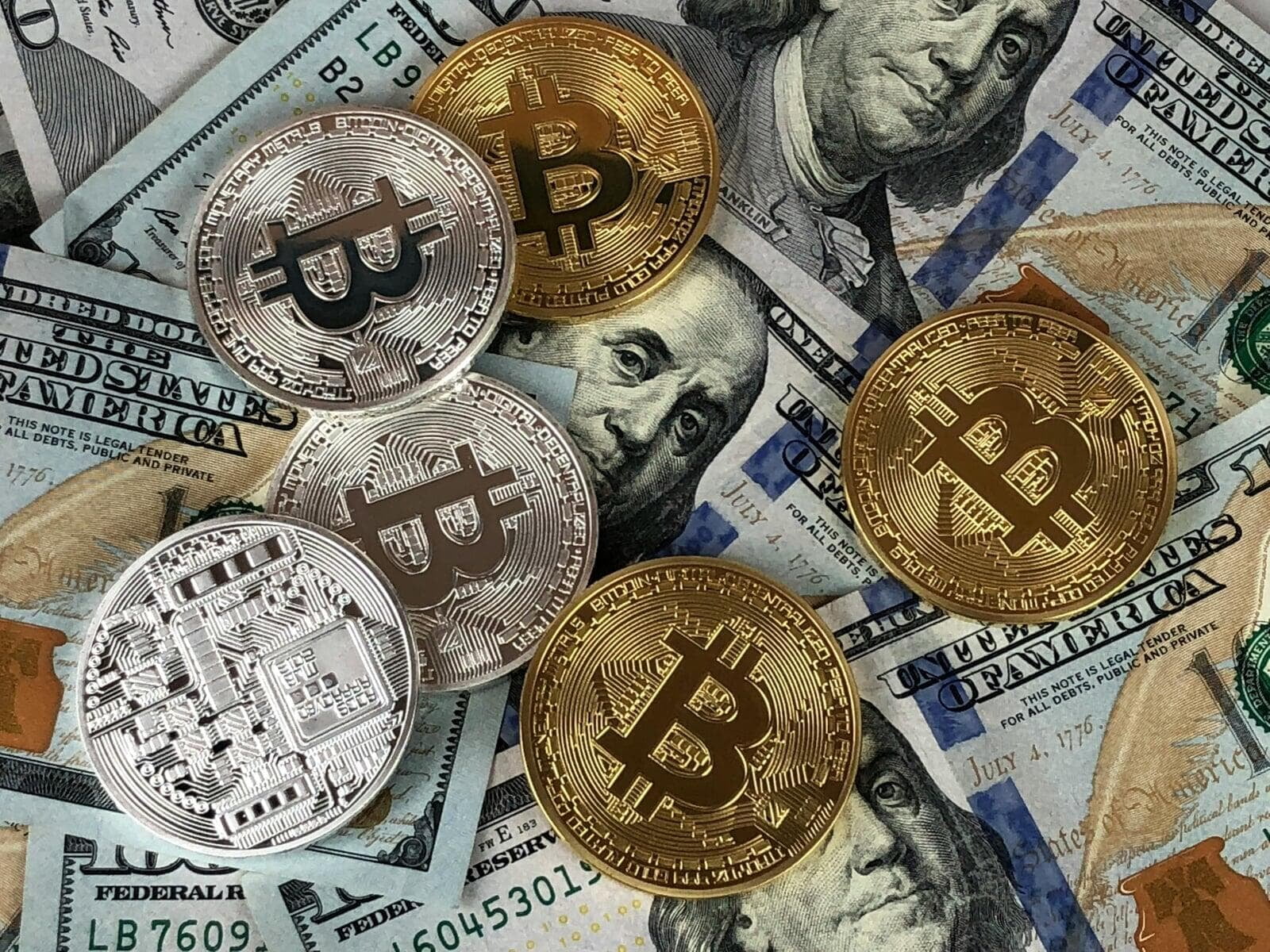 Blockchain et Cryptomonnaies : Réinventer la Finance et la Sécurité